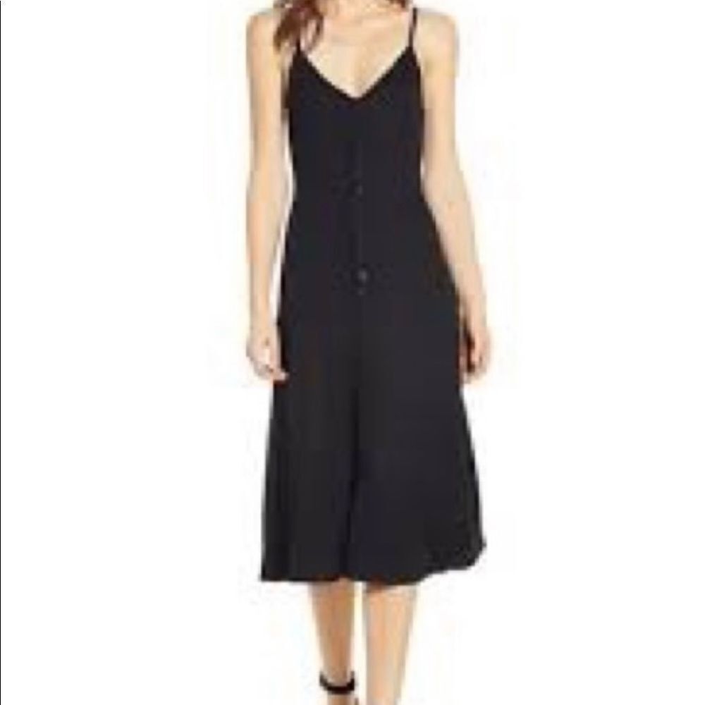Chelsea28 Ribbed Button Front Dress V Neck Size Small Burgundy NWT‎
